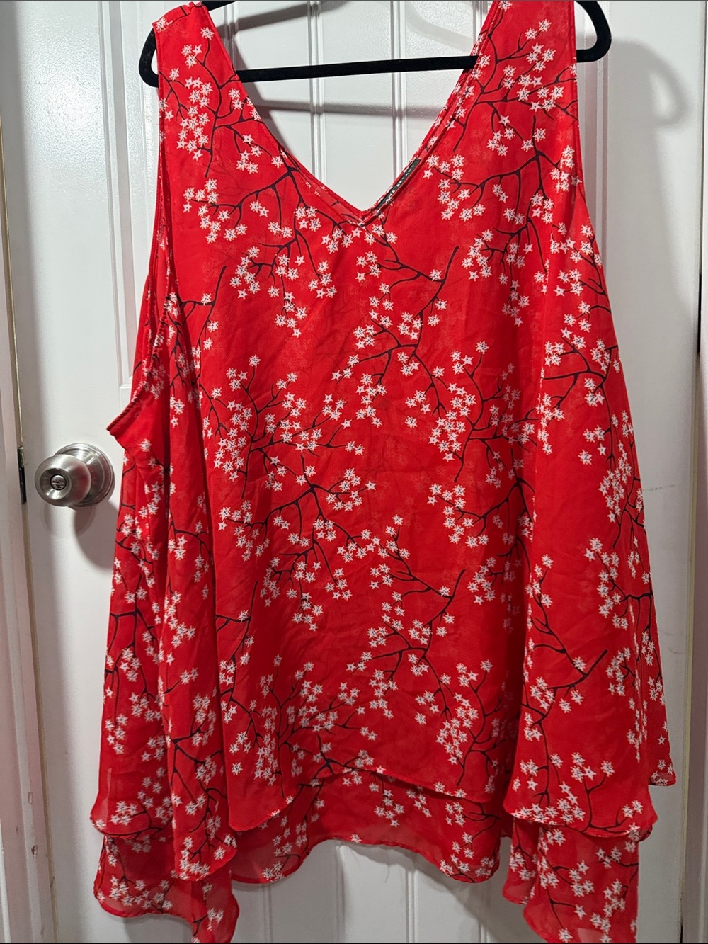 Lane Bryant Red Floral V-Neck Tank
